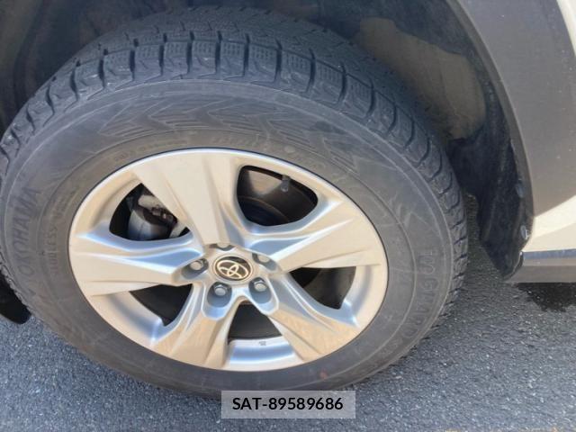 Toyota RAV4 2021-08 7502529-6