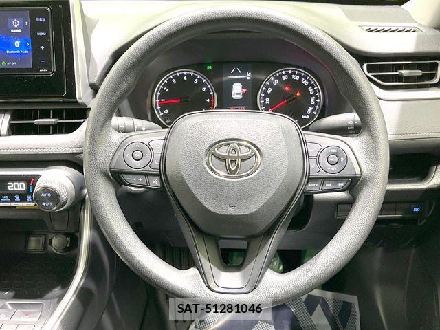 Toyota RAV4 2021-08 7619486-7