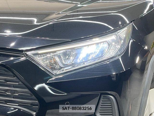 Toyota RAV4 2021-03 7619484-11