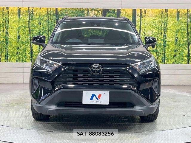 Toyota RAV4 2021-03 7619484-13