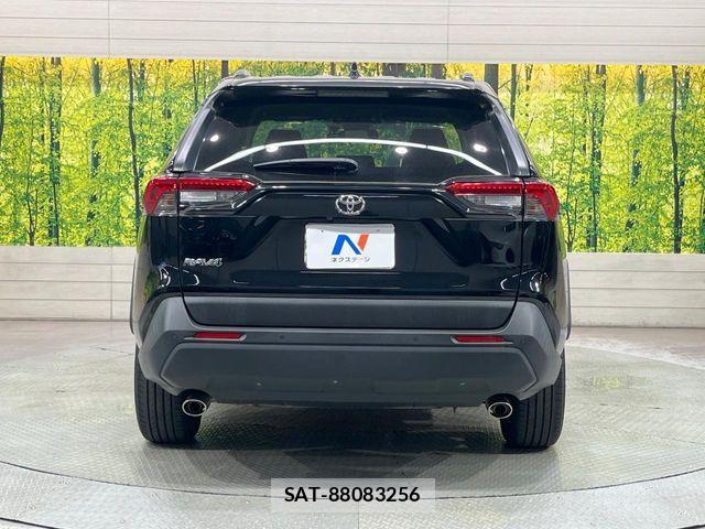 Toyota RAV4 2021-03 7619484-14