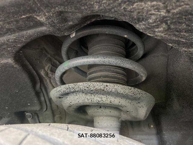 Toyota RAV4 2021-03 7619484-19