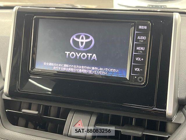 Toyota RAV4 2021-03 7619484-2