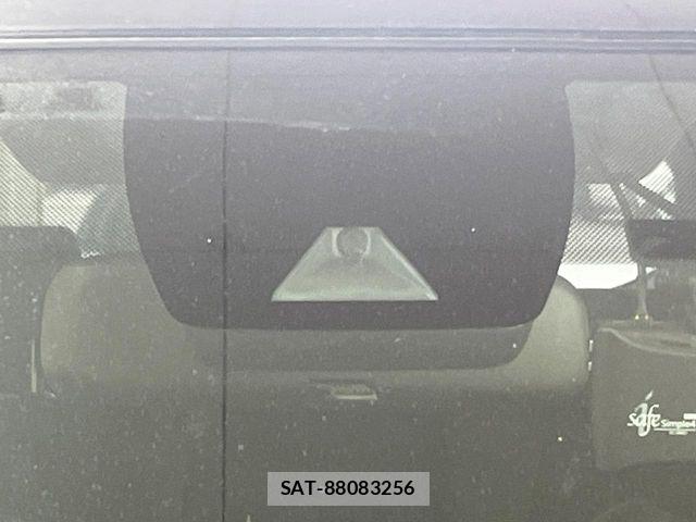 Toyota RAV4 2021-03 7619484-6
