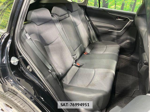 Toyota RAV4 2022-03 7727723-8