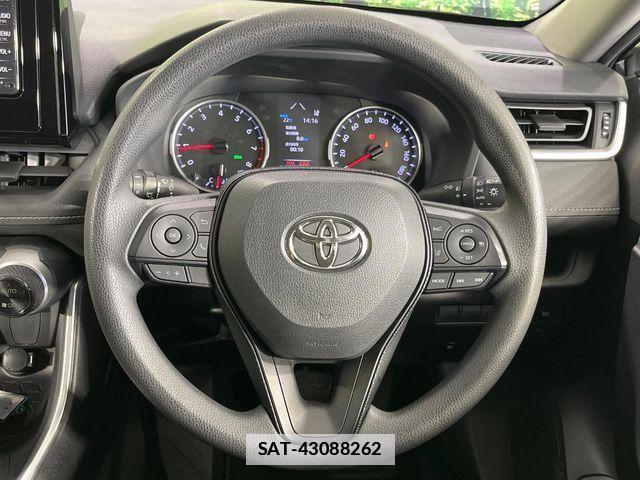 Toyota RAV4 2019-08 7727725-11