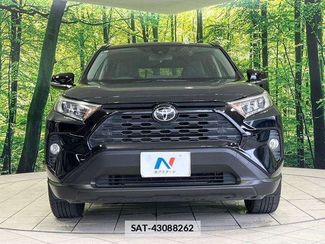 Toyota RAV4 2019-08 7727725-14