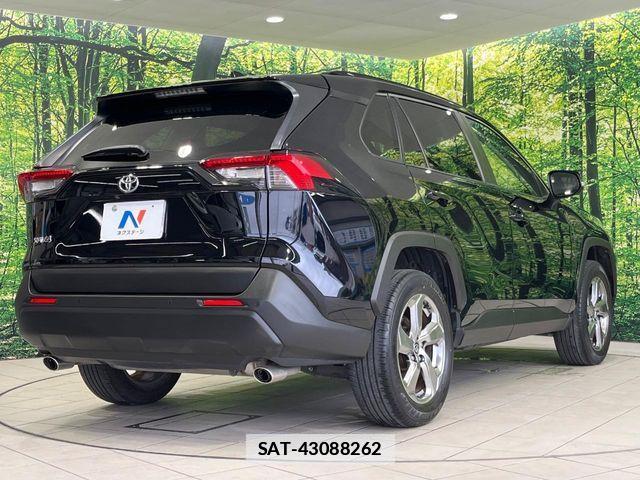 Toyota RAV4 2019-08 7727725-17