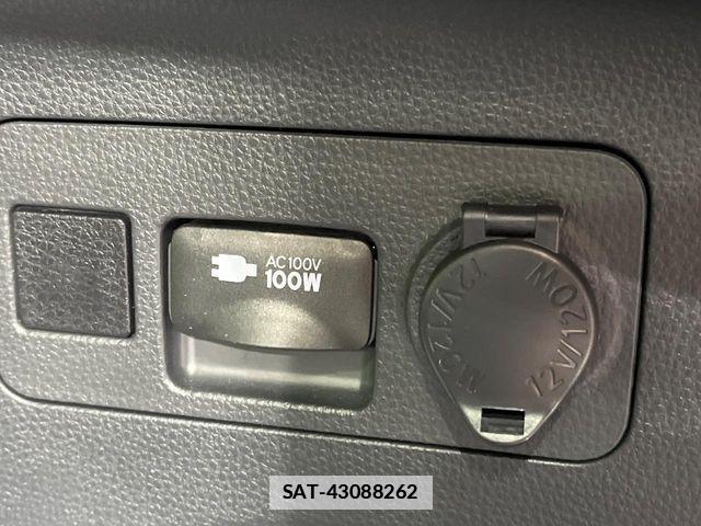 Toyota RAV4 2019-08 7727725-6