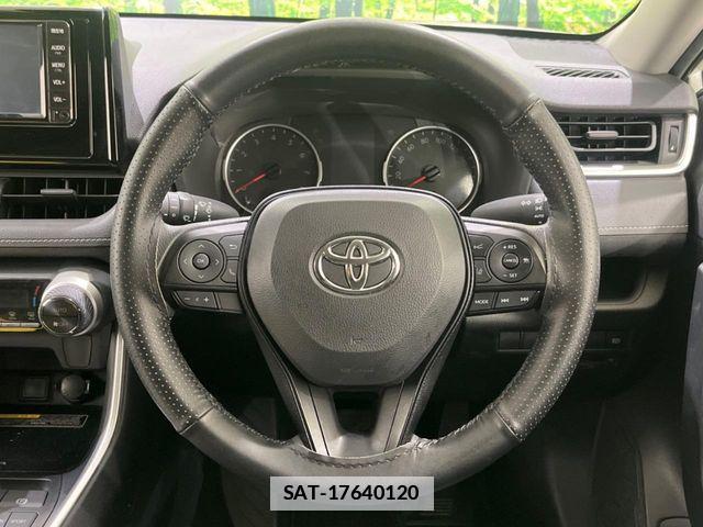 Toyota RAV4 2019-07 7727724-10