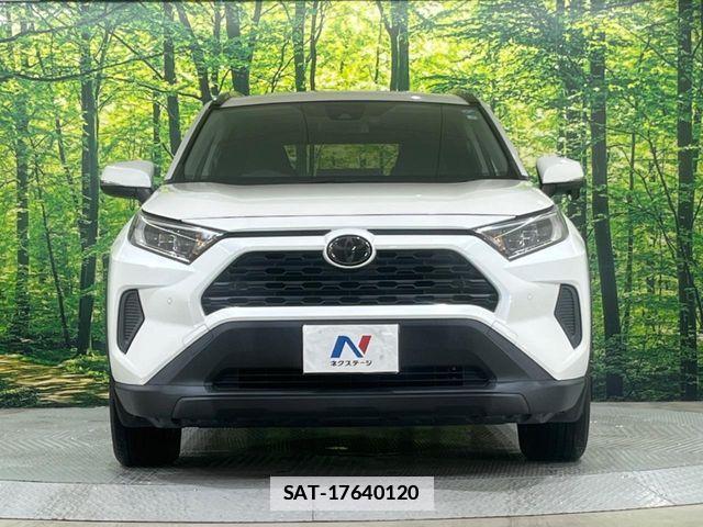 Toyota RAV4 2019-07 7727724-13