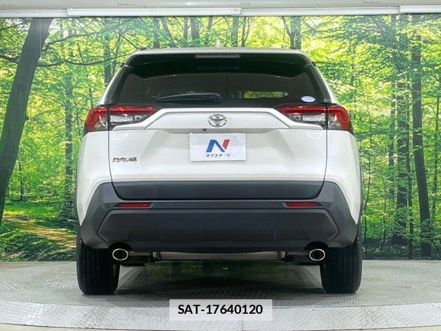 Toyota RAV4 2019-07 7727724-14