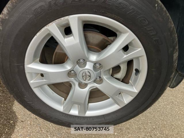 Toyota RAV4 2011-08 7788609-9
