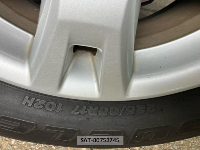 Toyota RAV4 2011-08 7788609-10
