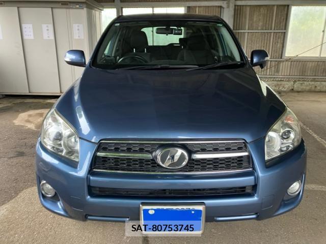 Toyota RAV4 2011-08 7788609-1