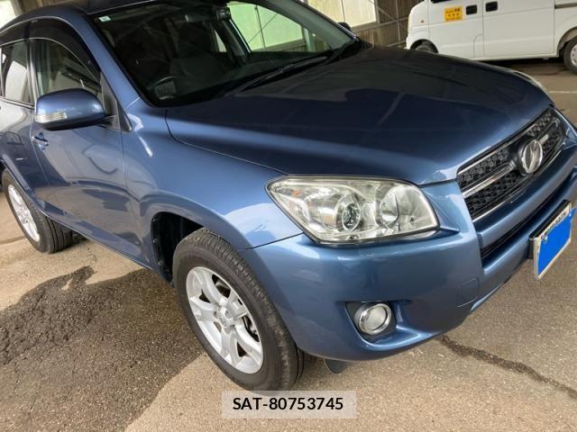 Toyota RAV4 2011-08 7788609-3