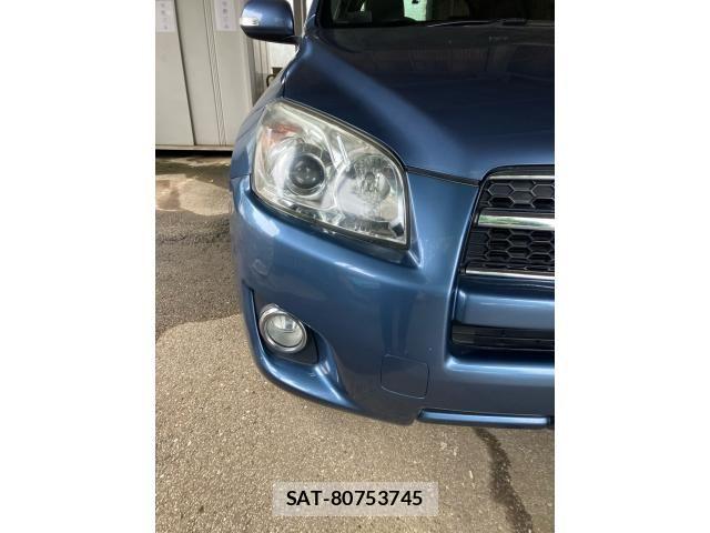 Toyota RAV4 2011-08 7788609-4