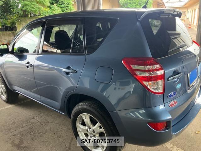 Toyota RAV4 2011-08 7788609-5