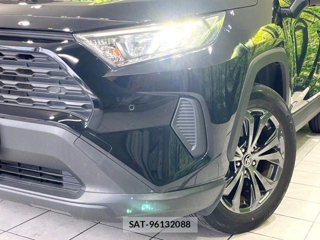 Toyota RAV4 2023-06 7788610-11