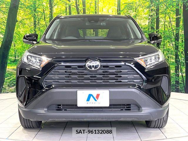 Toyota RAV4 2023-06 7788610-13