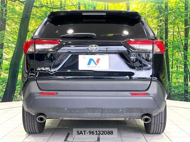 Toyota RAV4 2023-06 7788610-14