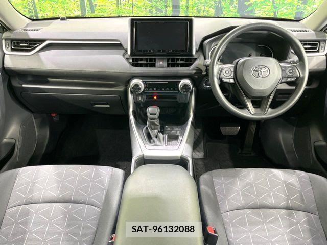 Toyota RAV4 2023-06 7788610-1