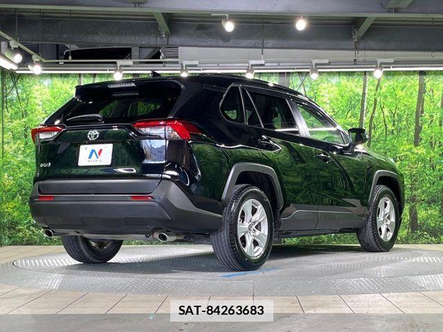 Toyota RAV4 2019-06 7788611-16