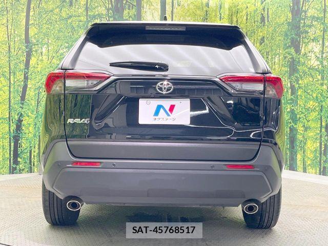Toyota RAV4 2023-10 7963514-14