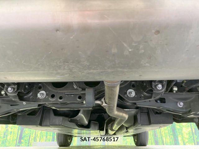 Toyota RAV4 2023-10 7963514-18