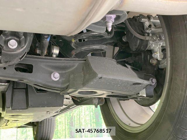 Toyota RAV4 2023-10 7963514-19
