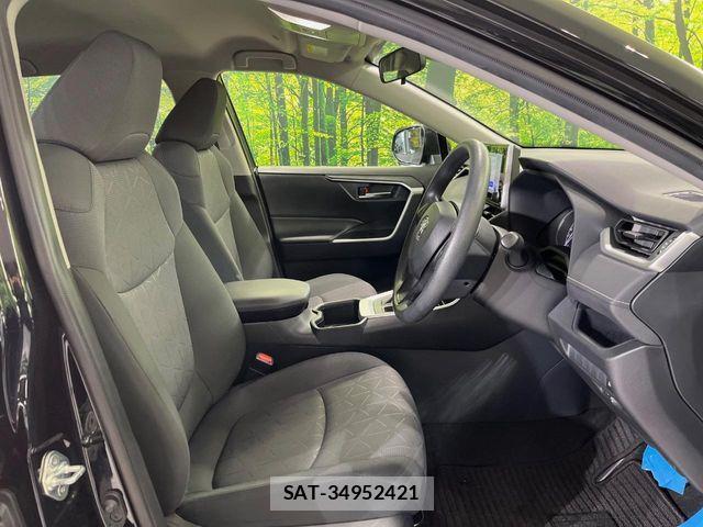 Toyota RAV4 2023-02 8132051-9