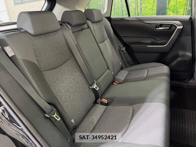 Toyota RAV4 2023-02 8132051-10