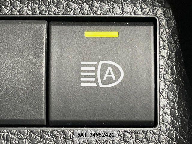 Toyota RAV4 2023-02 8132051-8