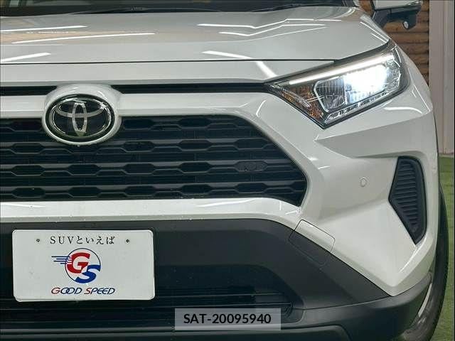 Toyota RAV4 2024-02 8146526-18