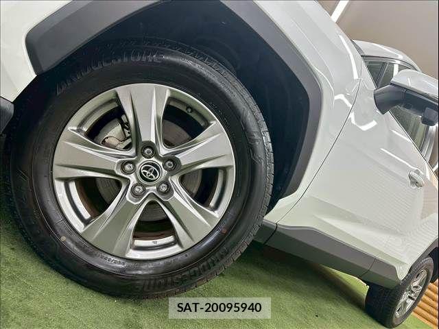 Toyota RAV4 2024-02 8146526-19