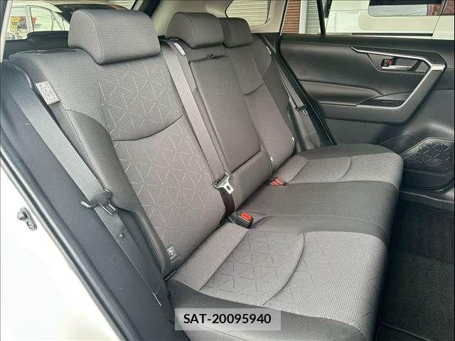 Toyota RAV4 2024-02 8146526-6