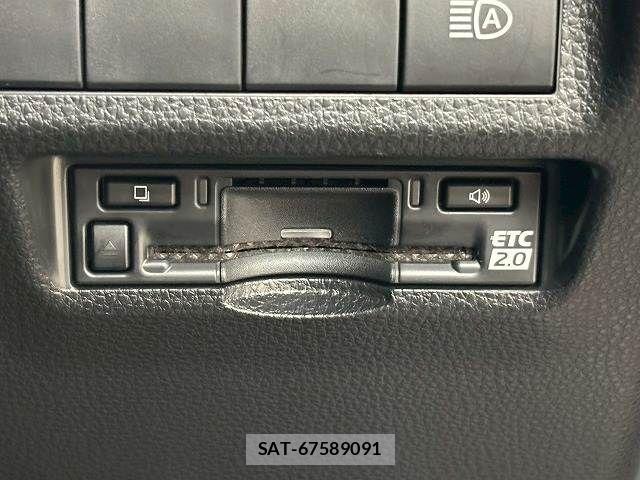 Toyota RAV4 2023-03 8146528-9