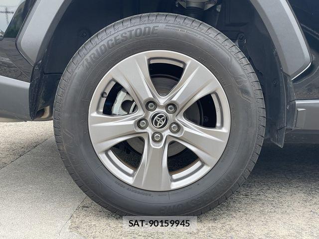 Toyota RAV4 2024-09 8209787-5