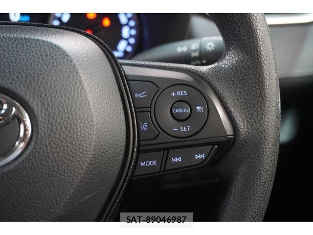 Toyota RAV4 2019-07 8337593-14