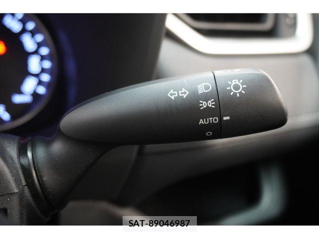 Toyota RAV4 2019-07 8337593-16