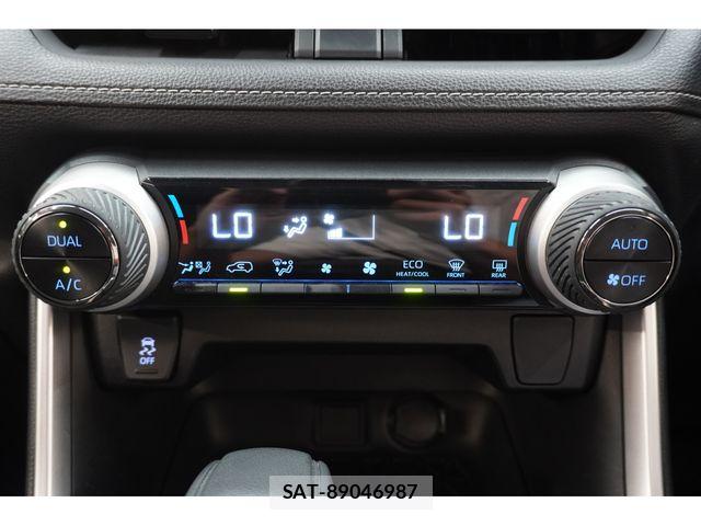 Toyota RAV4 2019-07 8337593-21