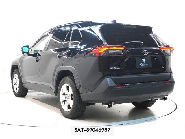 Toyota RAV4 2019-07 8337593-5