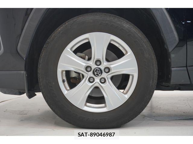 Toyota RAV4 2019-07 8337593-8