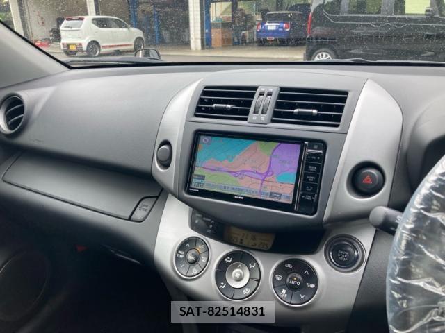 Toyota RAV4 2008-10 8372107-23