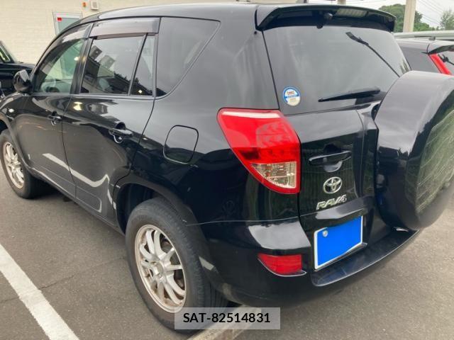 Toyota RAV4 2008-10 8372107-4