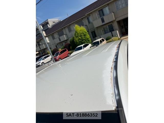 Toyota RAV4 2006-04 8372106-9