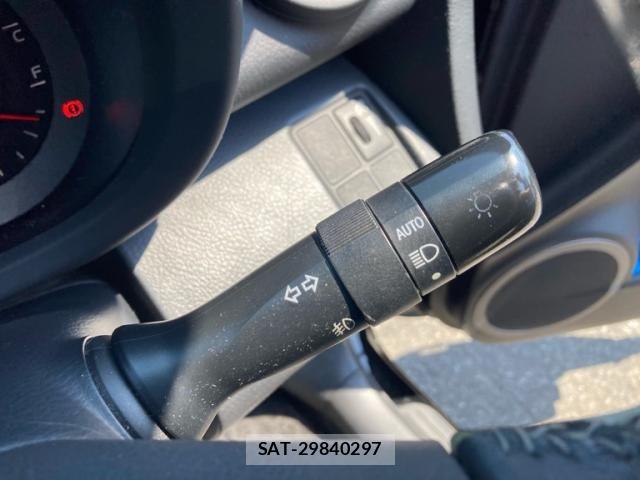 Toyota RAV4 2007-04 8563363-14