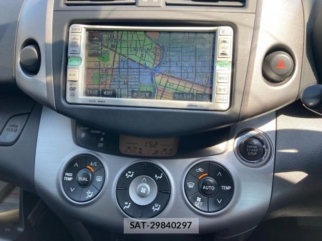 Toyota RAV4 2007-04 8563363-17
