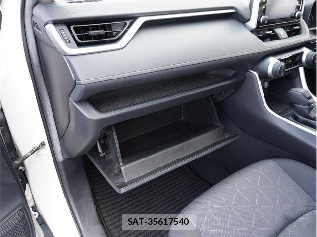 Toyota RAV4 2021-05 8628614-25