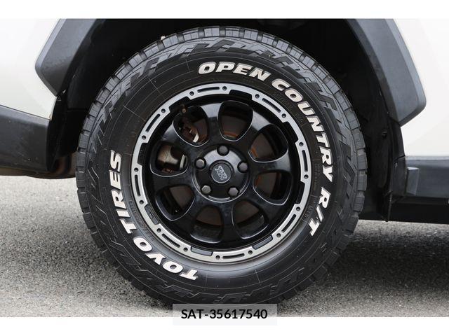 Toyota RAV4 2021-05 8628614-4